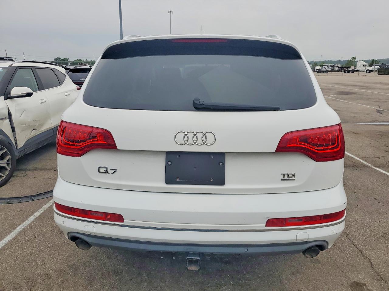 2011 Audi Q7 Premium Plus White vin: WA1LMAFE0BD007840