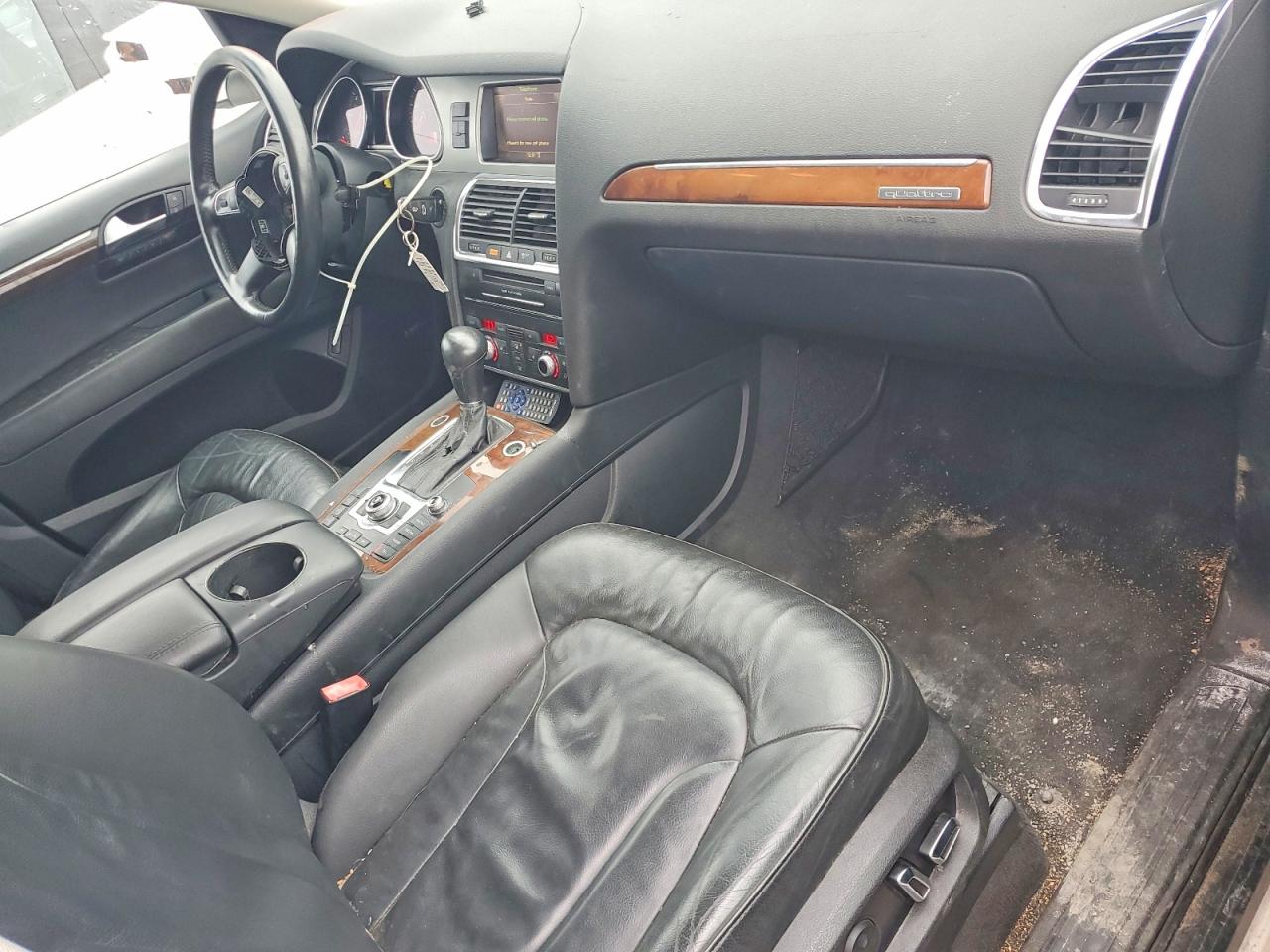 2011 Audi Q7 Premium Plus White vin: WA1LMAFE0BD007840