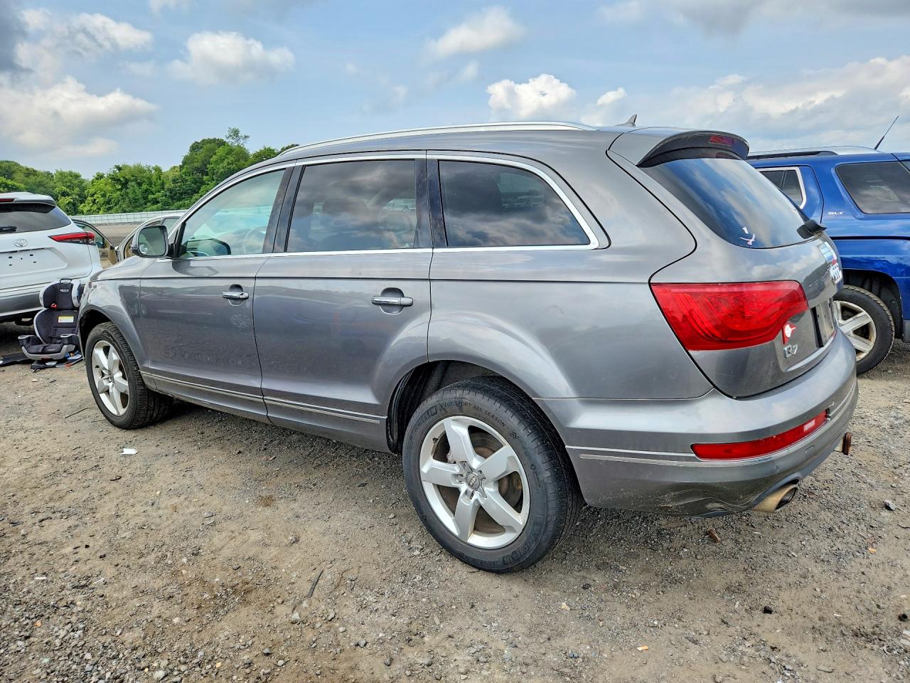 2013 Audi Q7 Premium Plus Gray vin: WA1LMAFE0DD015195
