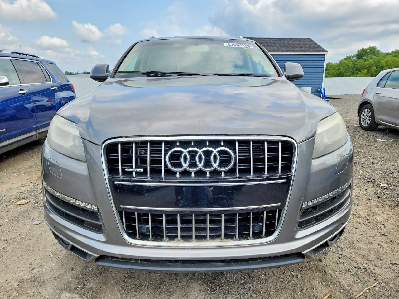 2013 Audi Q7 Premium Plus Gray vin: WA1LMAFE0DD015195