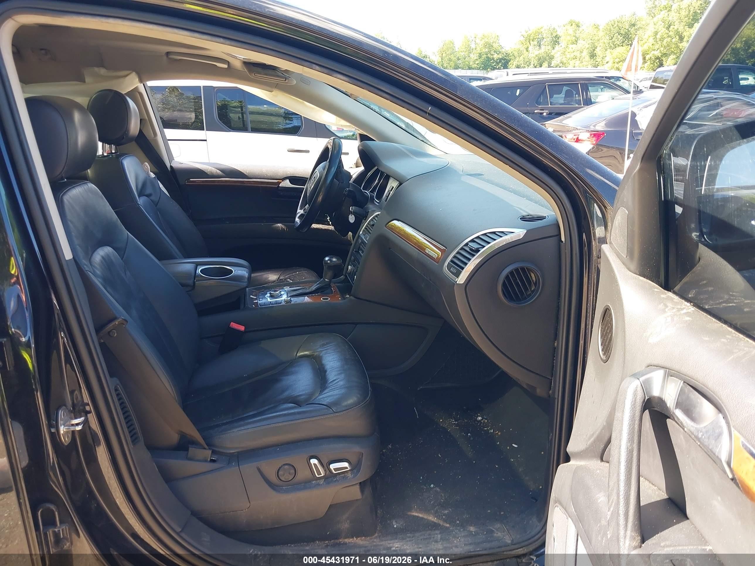2014 Audi Q7 3.0 Tdi Premium Черный vin: WA1LMAFE0ED008734