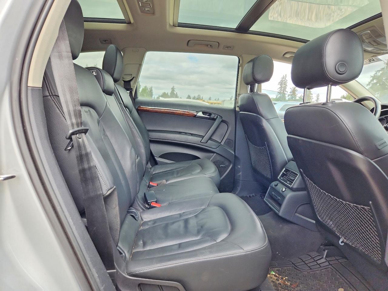 2014 Audi Q7 Premium Plus Silver vin: WA1LMAFE1ED001887