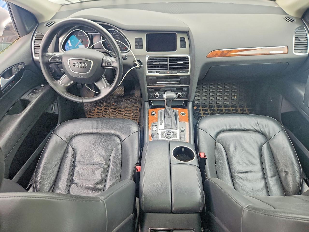 2014 Audi Q7 Premium Plus Silver vin: WA1LMAFE1ED001887
