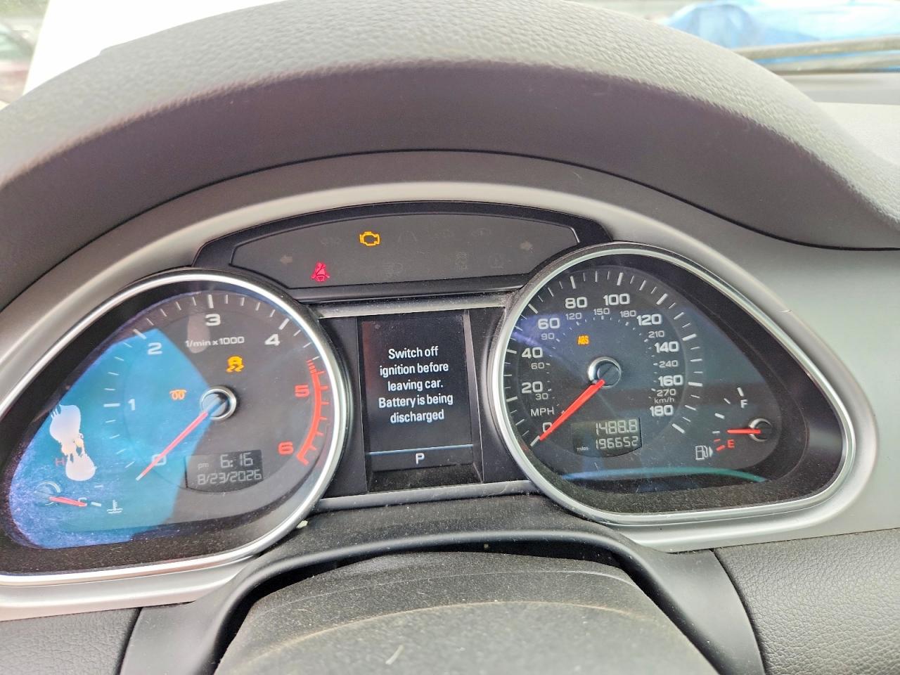 2014 Audi Q7 Premium Plus Silver vin: WA1LMAFE1ED001887