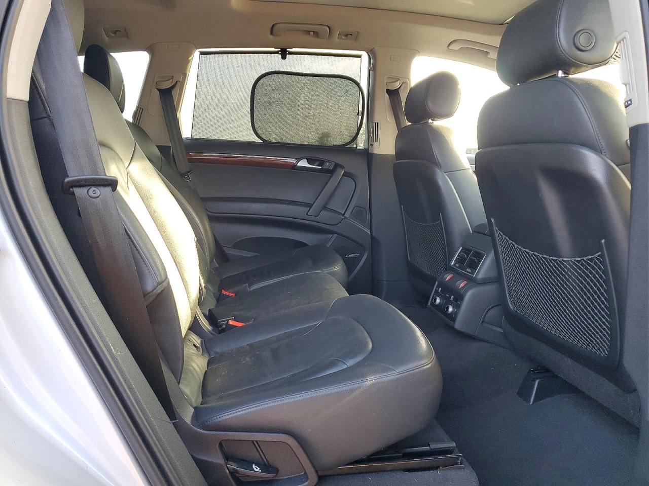 2015 Audi Q7 Tdi Premium Plus Silver vin: WA1LMAFE1FD016567