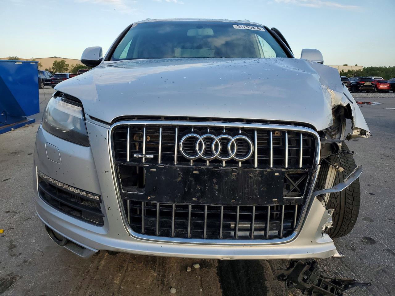 2015 Audi Q7 Tdi Premium Plus Silver vin: WA1LMAFE1FD016567
