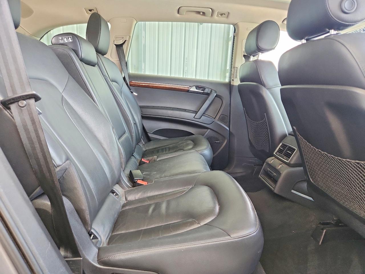 2013 Audi Q7 Premium Plus Gray vin: WA1LMAFE2DD009415