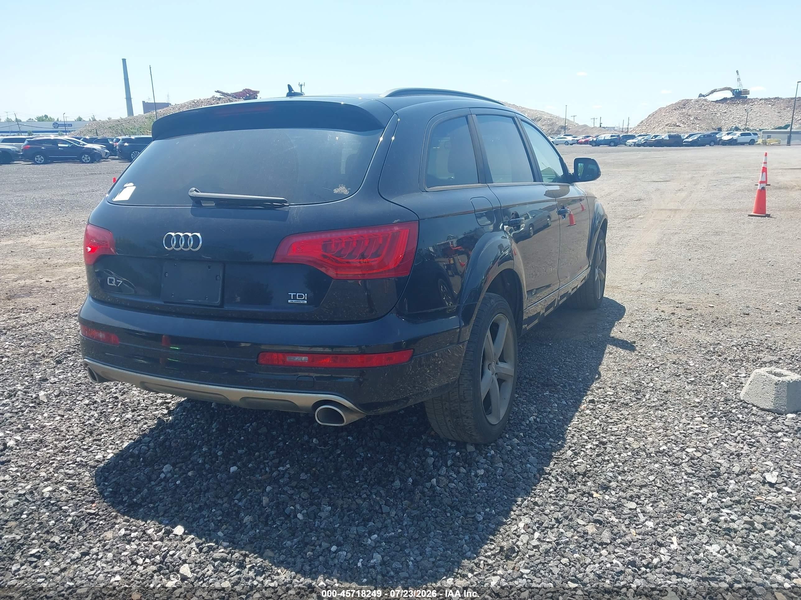 2015 Audi Q7 3.0 Tdi Premium Черный vin: WA1LMAFE3FD022077