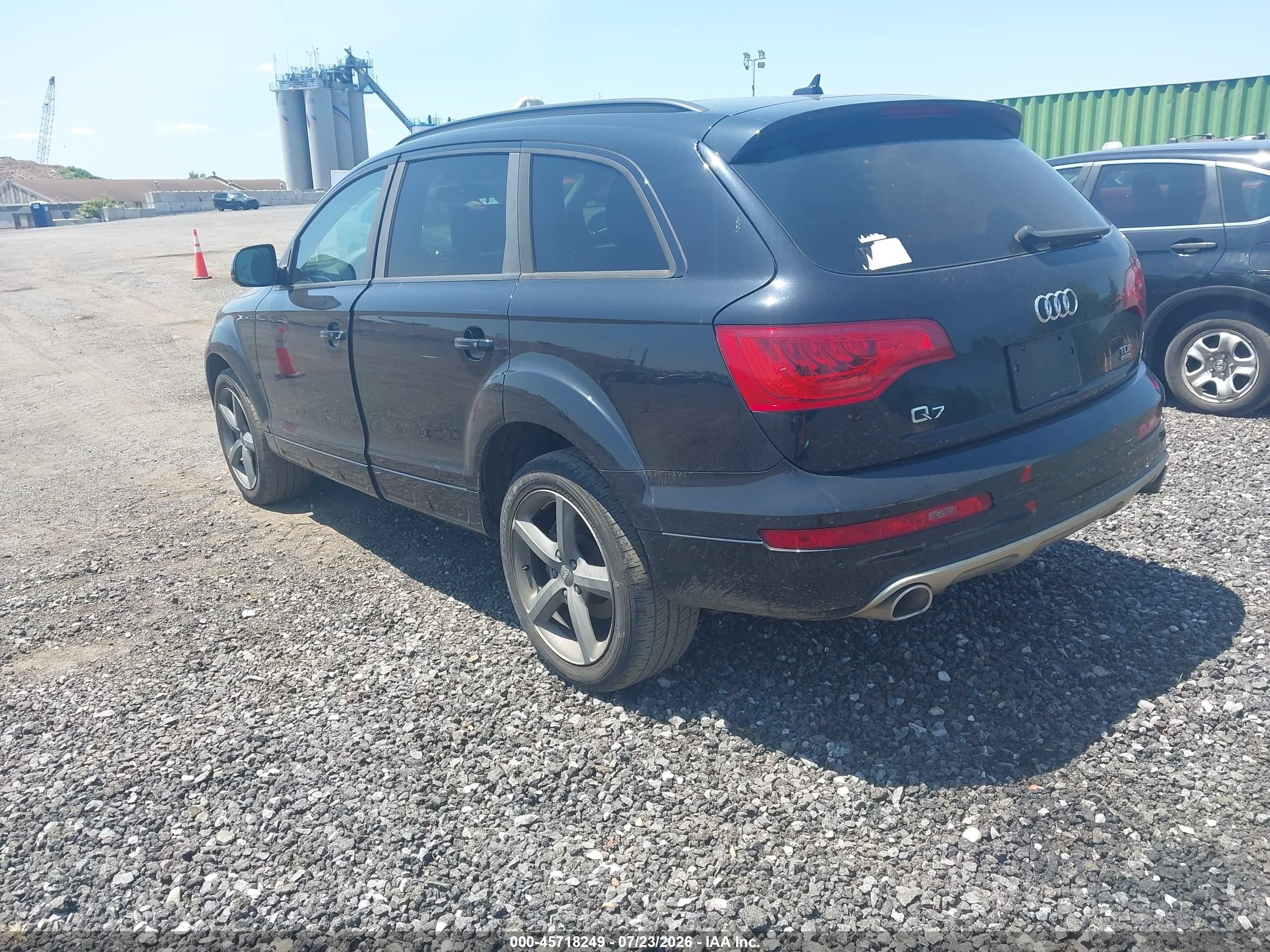 2015 Audi Q7 3.0 Tdi Premium Черный vin: WA1LMAFE3FD022077