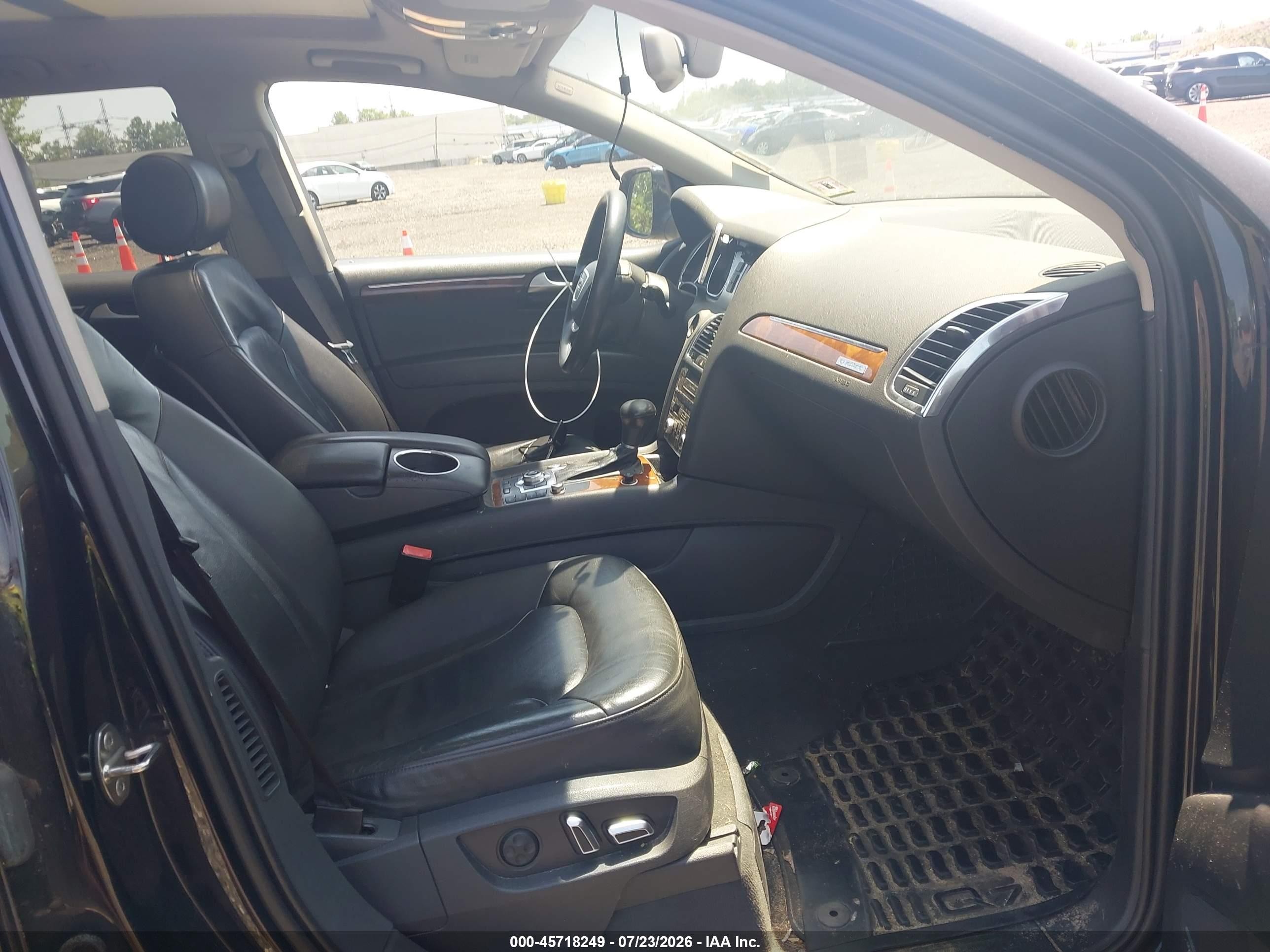 2015 Audi Q7 3.0 Tdi Premium Черный vin: WA1LMAFE3FD022077