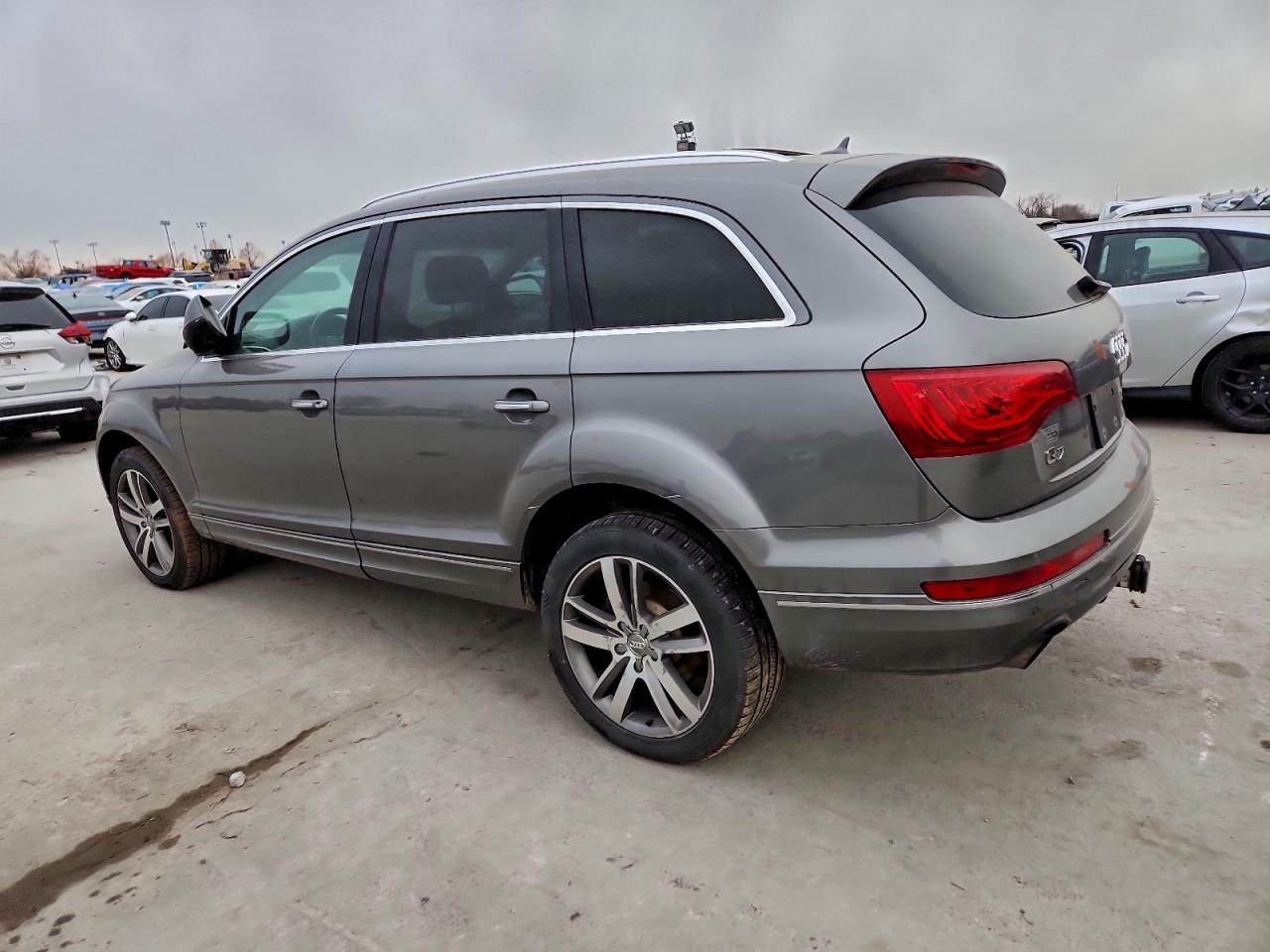 2010 Audi Q7 Premium Plus Gray vin: WA1LMAFE5AD005399