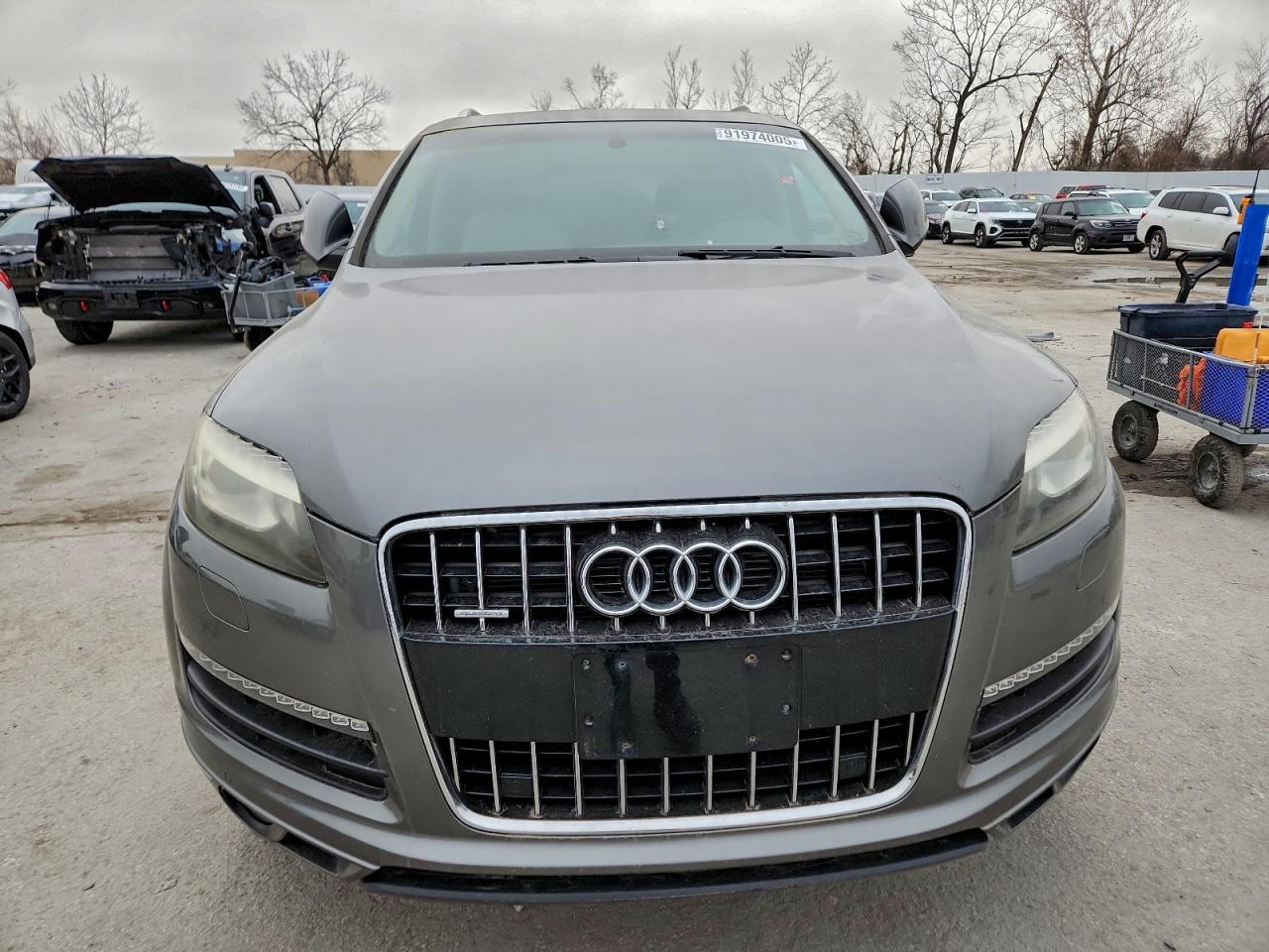 2010 Audi Q7 Premium Plus Gray vin: WA1LMAFE5AD005399