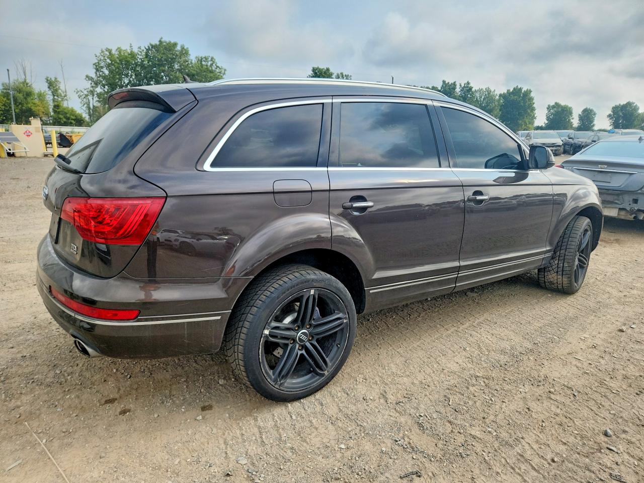 2013 Audi Q7 Premium Plus Brown vin: WA1LMAFE5DD014169