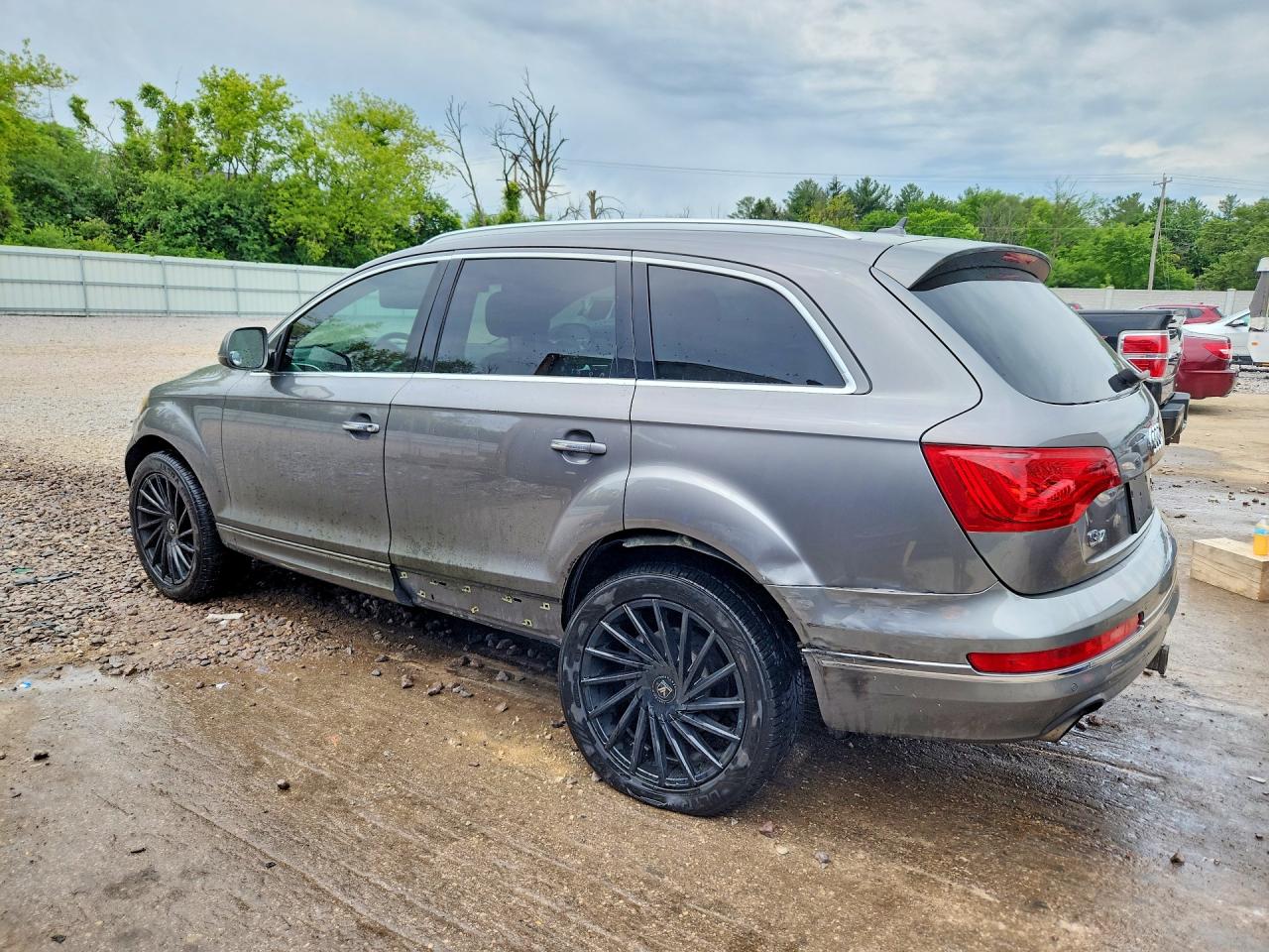 2011 Audi Q7 Premium Plus Gray vin: WA1LMAFE6BD004909