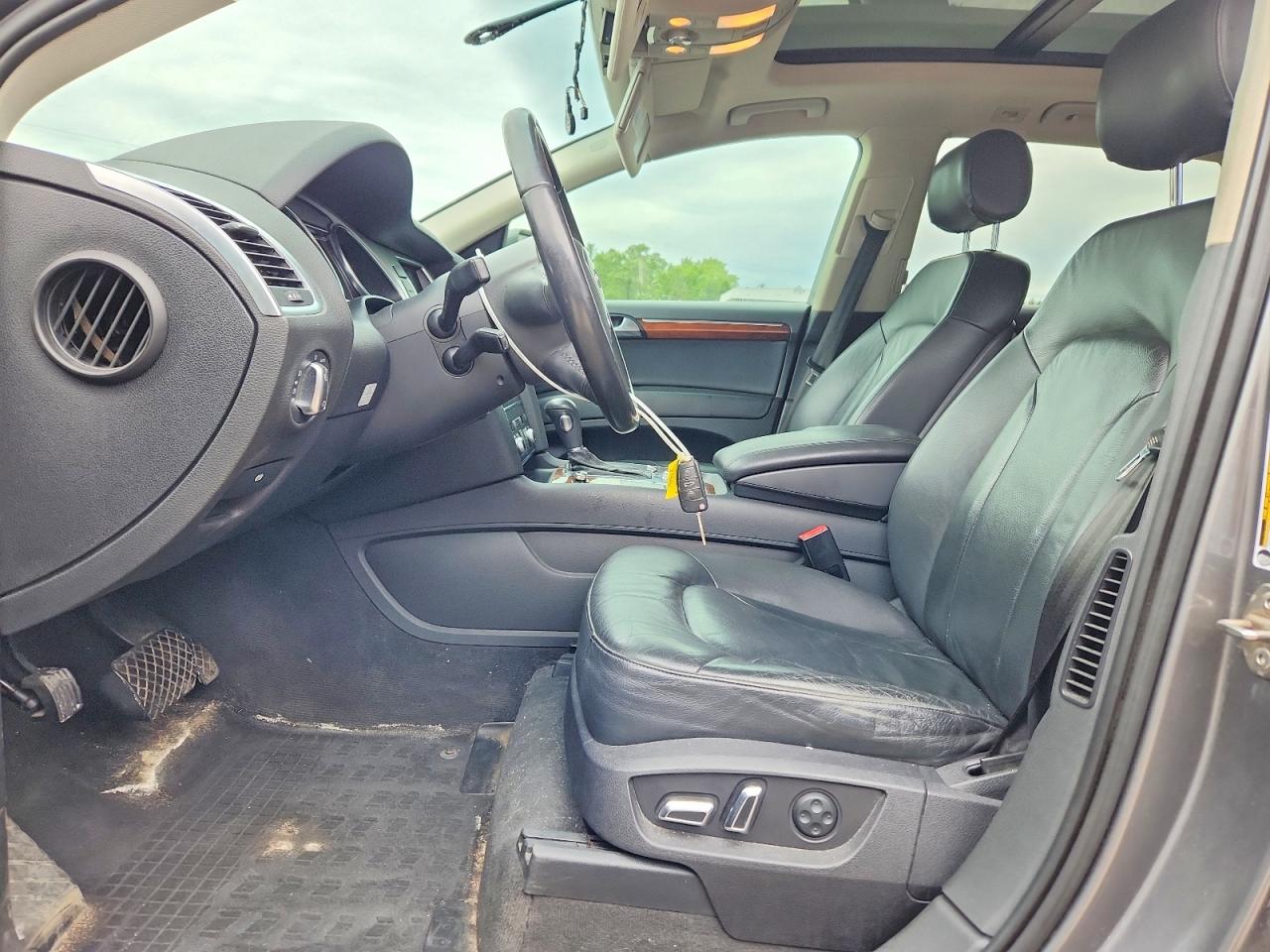 2011 Audi Q7 Premium Plus Gray vin: WA1LMAFE6BD004909