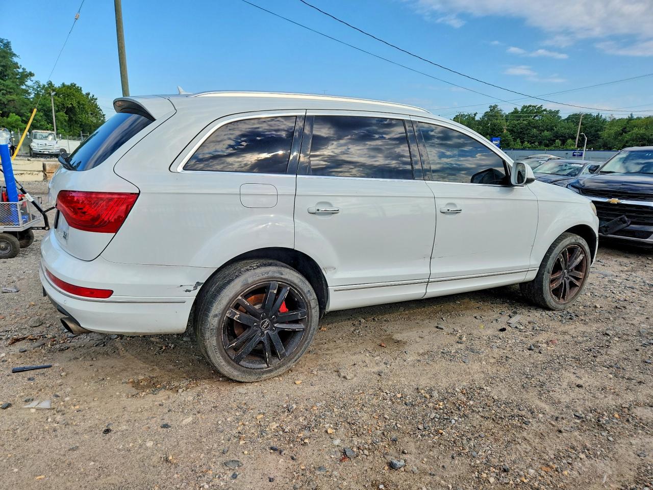 2014 Audi Q7 Premium Plus White vin: WA1LMAFE6ED012612