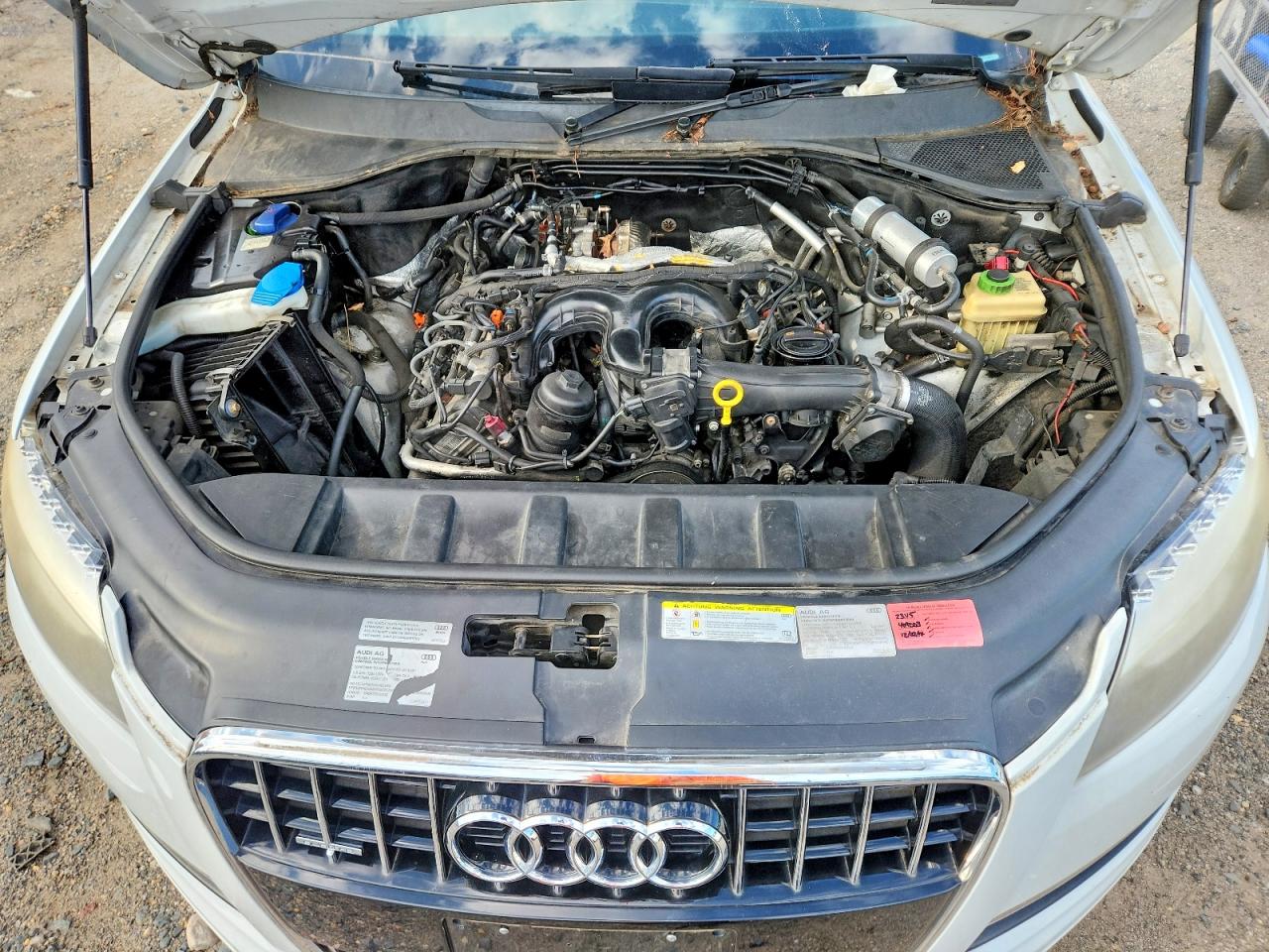 2014 Audi Q7 Premium Plus White vin: WA1LMAFE6ED012612