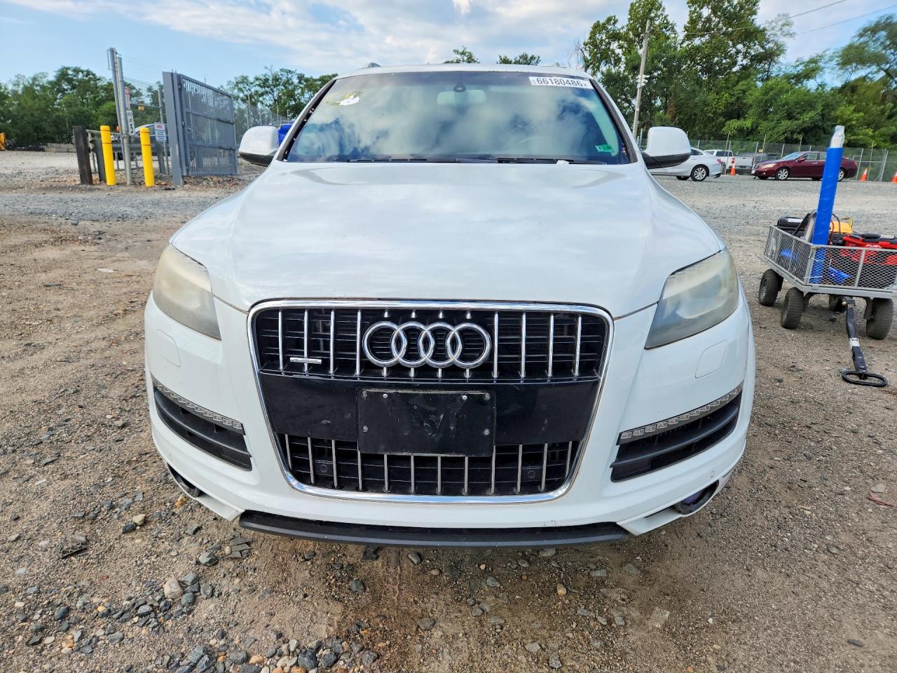 2014 Audi Q7 Premium Plus White vin: WA1LMAFE6ED012612