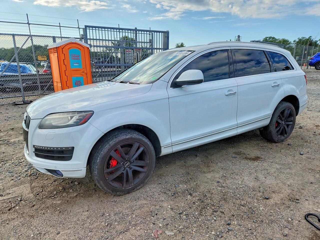 2014 Audi Q7 Premium Plus White vin: WA1LMAFE6ED012612