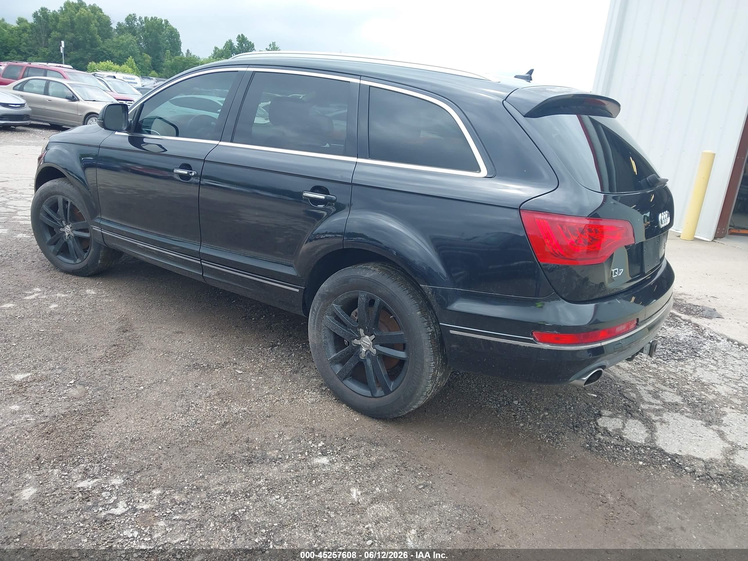 2013 Audi Q7 3.0 Tdi Premium Черный vin: WA1LMAFE7DD014951