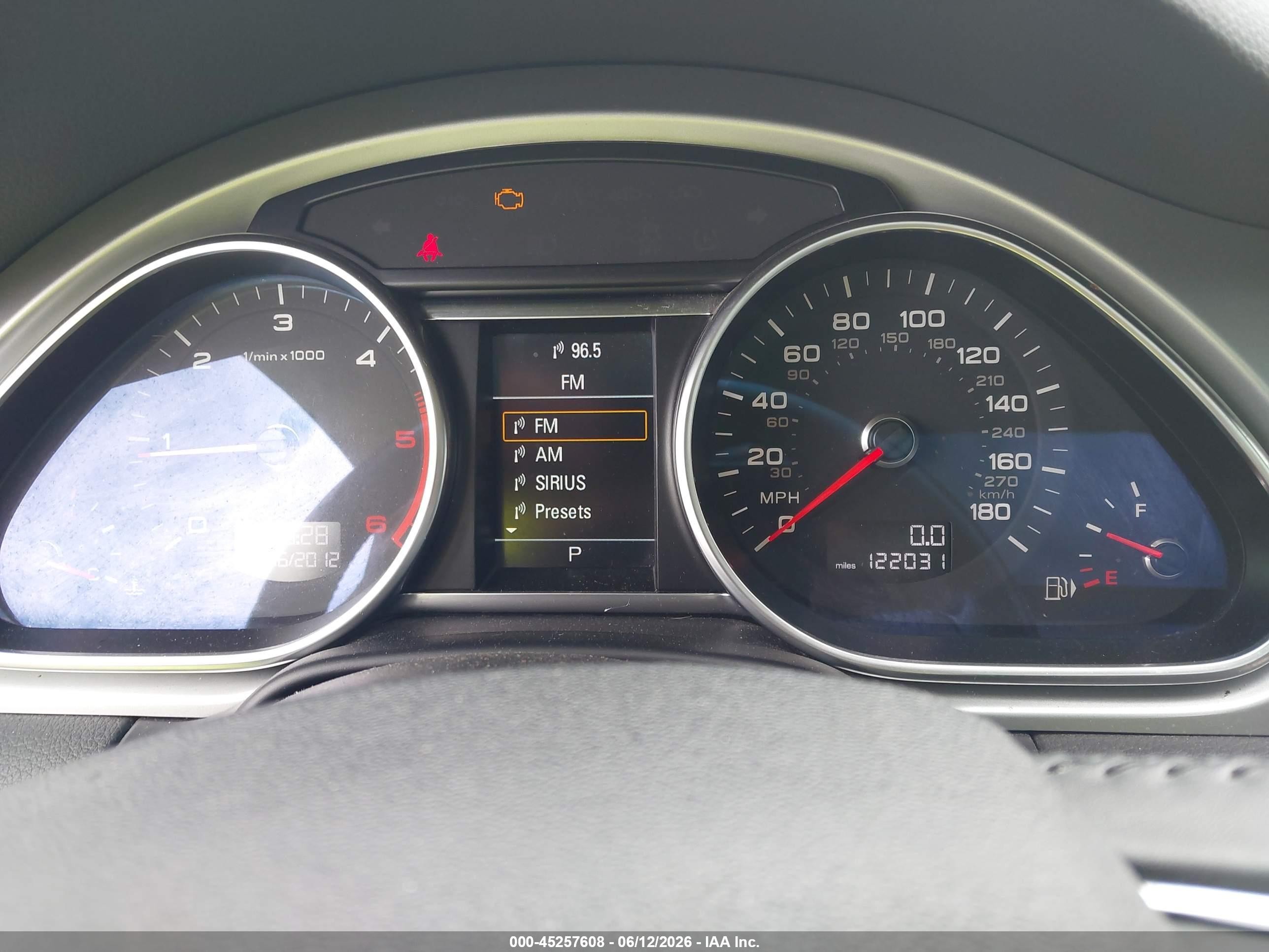 2013 Audi Q7 3.0 Tdi Premium Черный vin: WA1LMAFE7DD014951