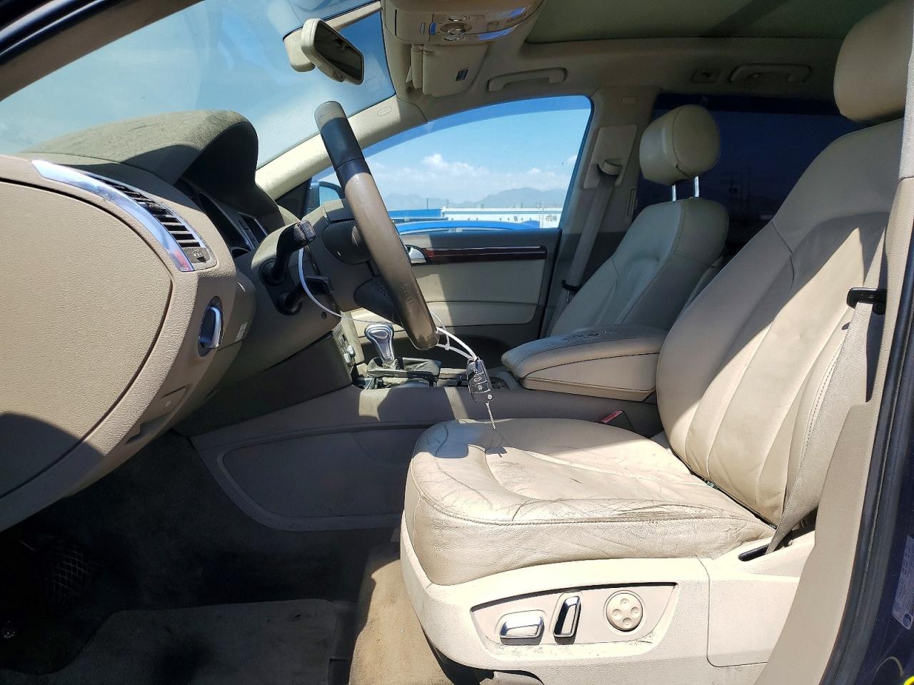 2013 Audi Q7 Premium Plus Blue vin: WA1LMAFE8DD010794