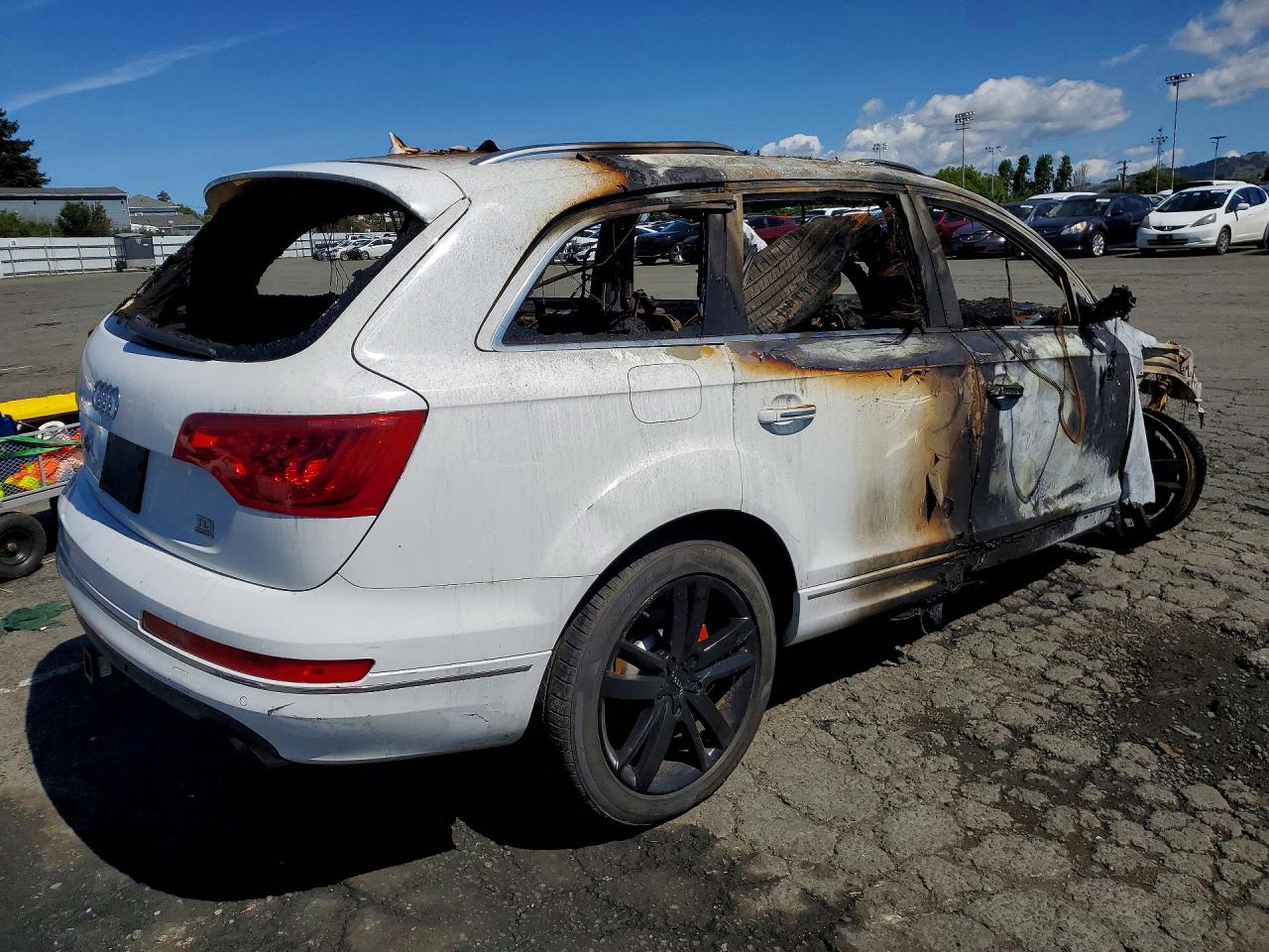2011 Audi Q7 Premium Plus White vin: WA1LMAFE9BD000157