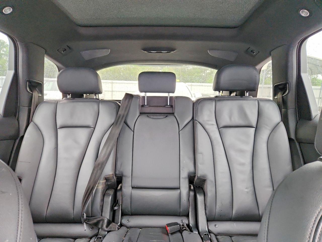 2021 Audi Q7 Premium Plus Blue vin: WA1LXAF70MD019952