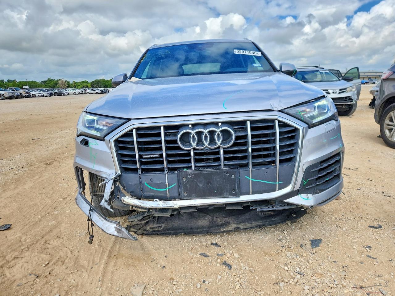 2021 Audi Q7 Premium Plus Серебряный vin: WA1LXAF76MD030826