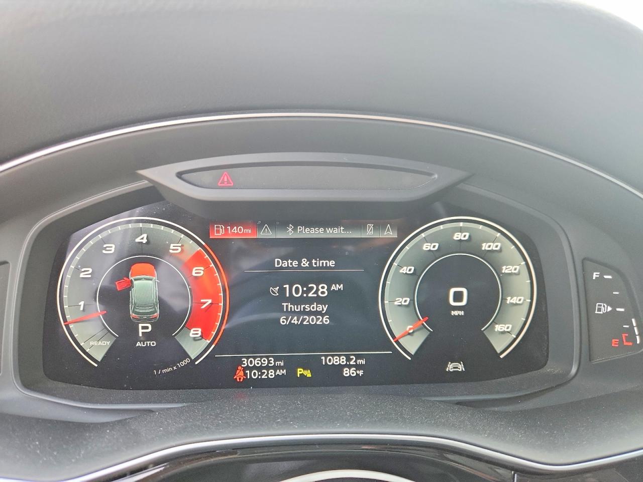 2021 Audi Q7 Premium Plus Серебряный vin: WA1LXAF76MD030826