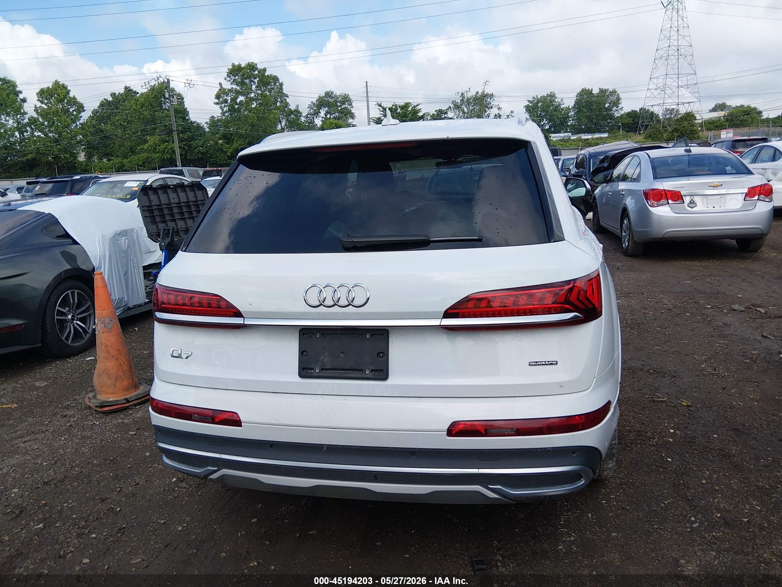 2022 Audi Q7 Premium Plus 55 Tfsi Quattro Tiptronic White vin: WA1LXBF71ND021782