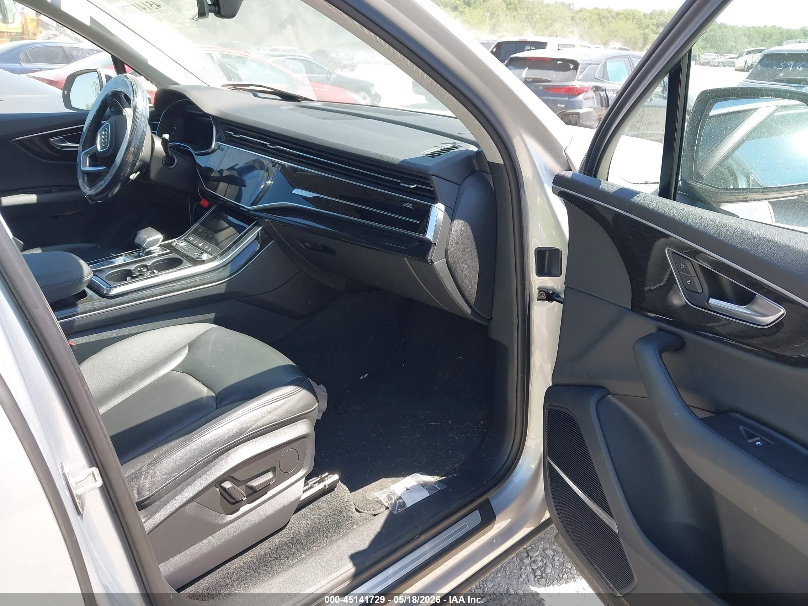 2022 Audi Q7 Premium Plus 55 Tfsi Quattro Tiptronic Silver vin: WA1LXBF72ND010208
