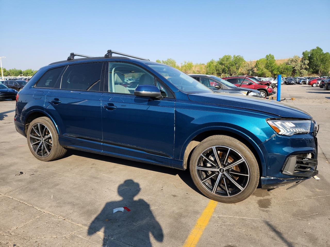2022 Audi Q7 Premium Plus Teal vin: WA1LXBF79ND005863