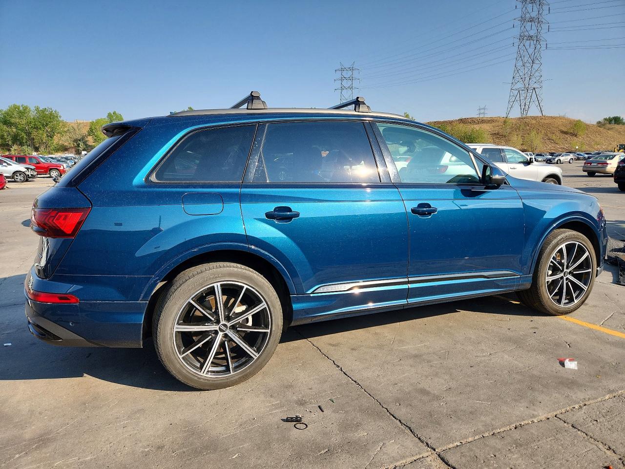 2022 Audi Q7 Premium Plus Teal vin: WA1LXBF79ND005863