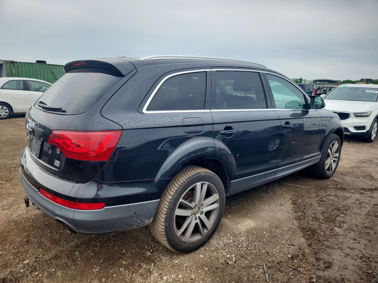 2010 Audi Q7 Premium Plus Black vin: WA1LYAFE1AD007025