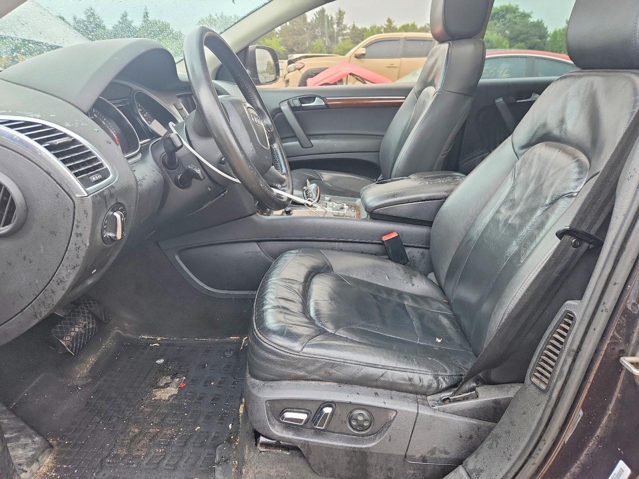 2010 Audi Q7 Premium Plus Black vin: WA1LYAFE2AD000391