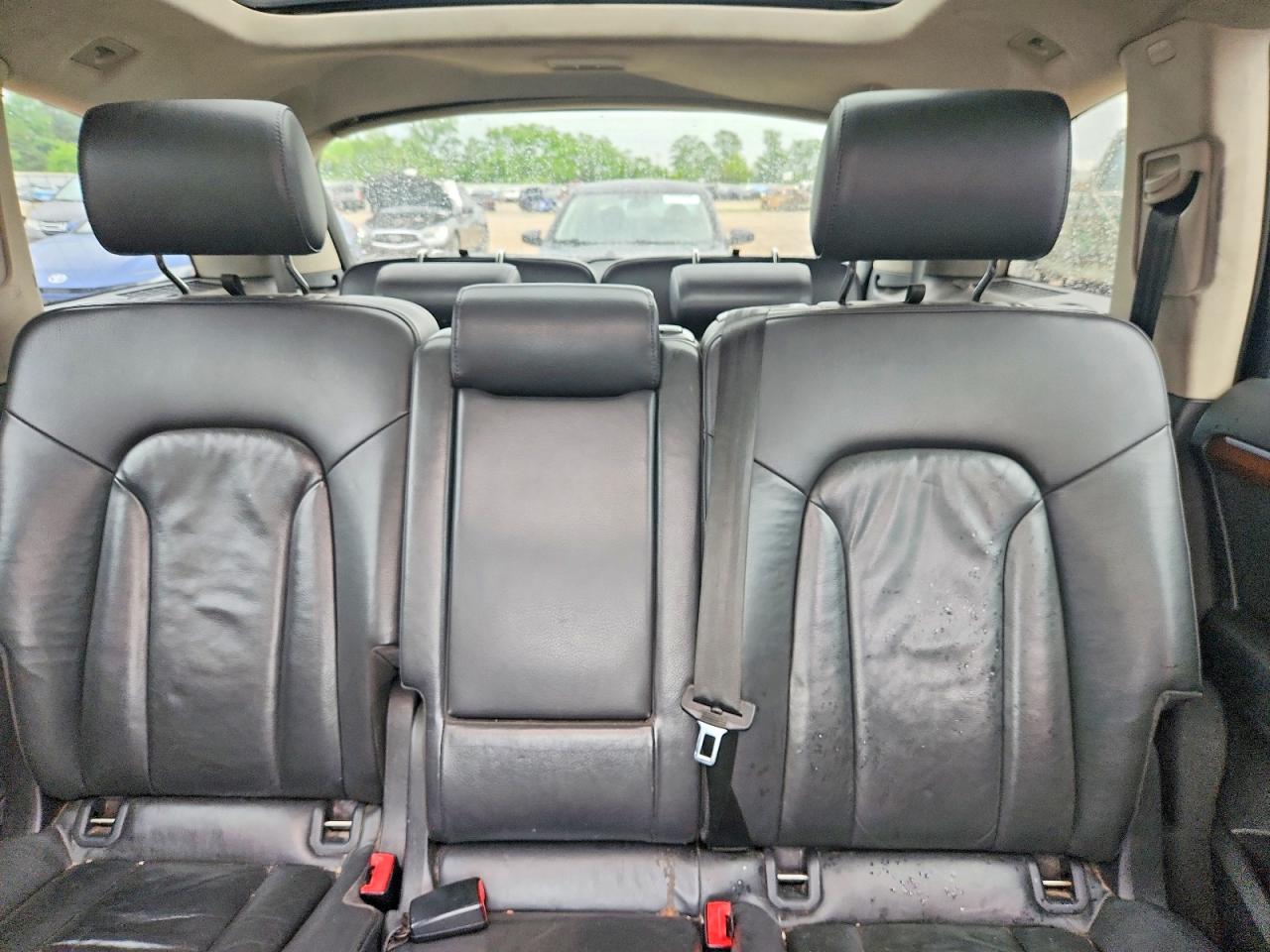 2010 Audi Q7 Premium Plus Black vin: WA1LYAFE2AD000391