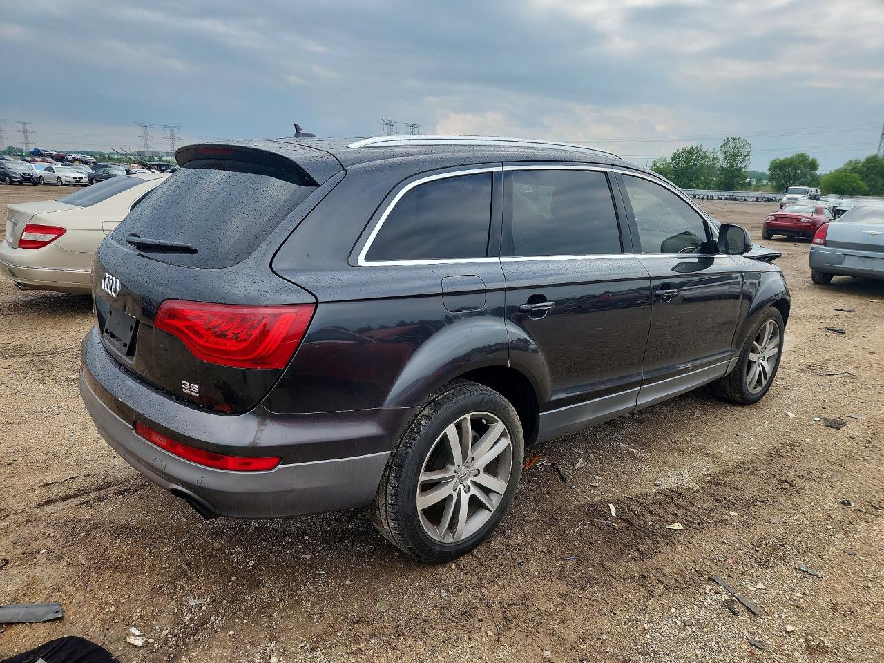 2010 Audi Q7 Premium Plus Black vin: WA1LYAFE2AD000391