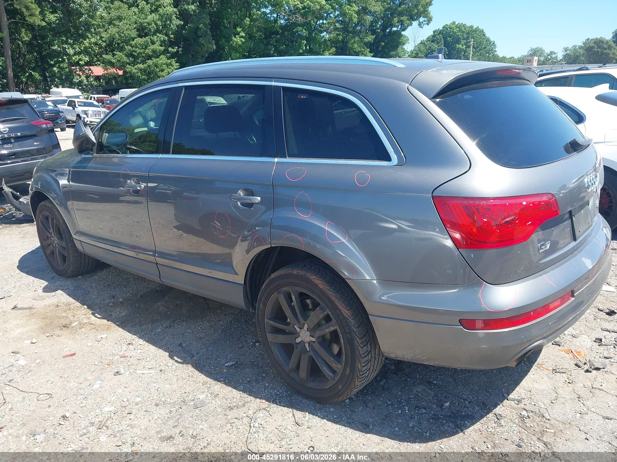 2010 Audi Q7 3.6 Premium Gray vin: WA1LYAFE3AD006488