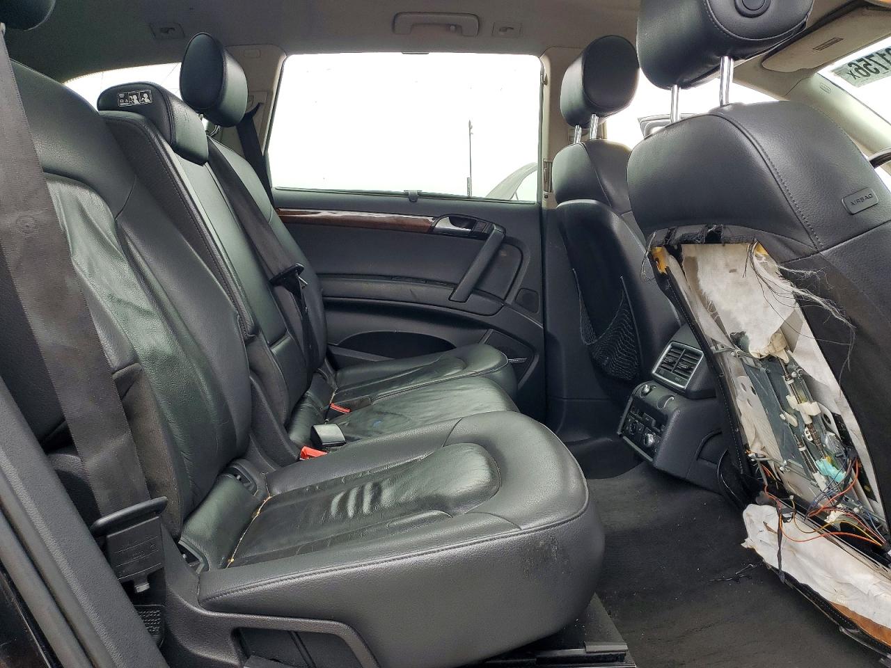 2010 Audi Q7 Premium Plus Черный vin: WA1LYAFE5AD007240