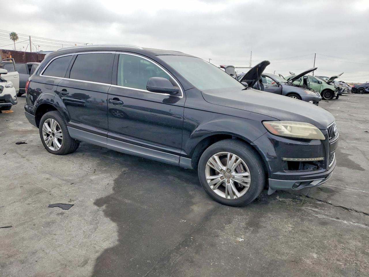 2010 Audi Q7 Premium Plus Черный vin: WA1LYAFE5AD007240
