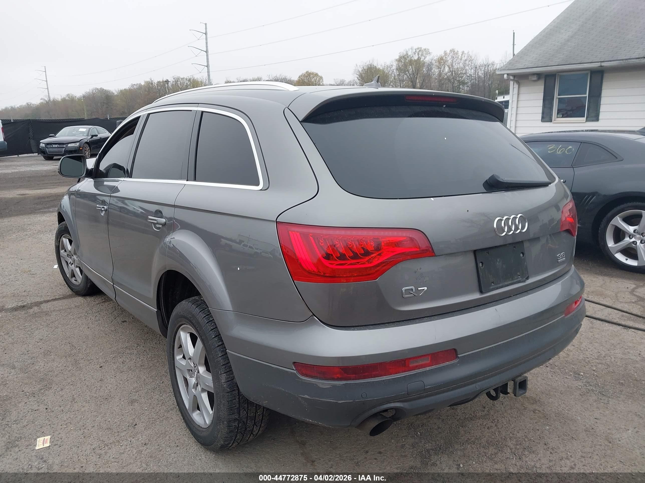 2010 Audi Q7 3.6 Premium Gray vin: WA1LYAFE6AD007683