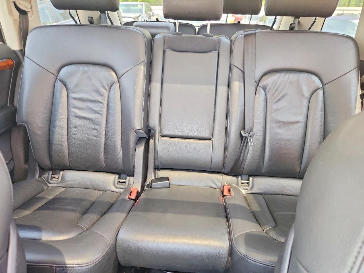 2010 Audi Q7 Premium Plus Gray vin: WA1LYAFE8AD000721