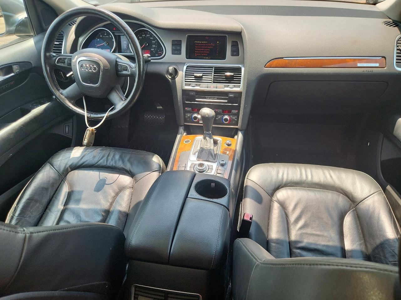 2010 Audi Q7 Premium Plus Gray vin: WA1LYAFE8AD000721