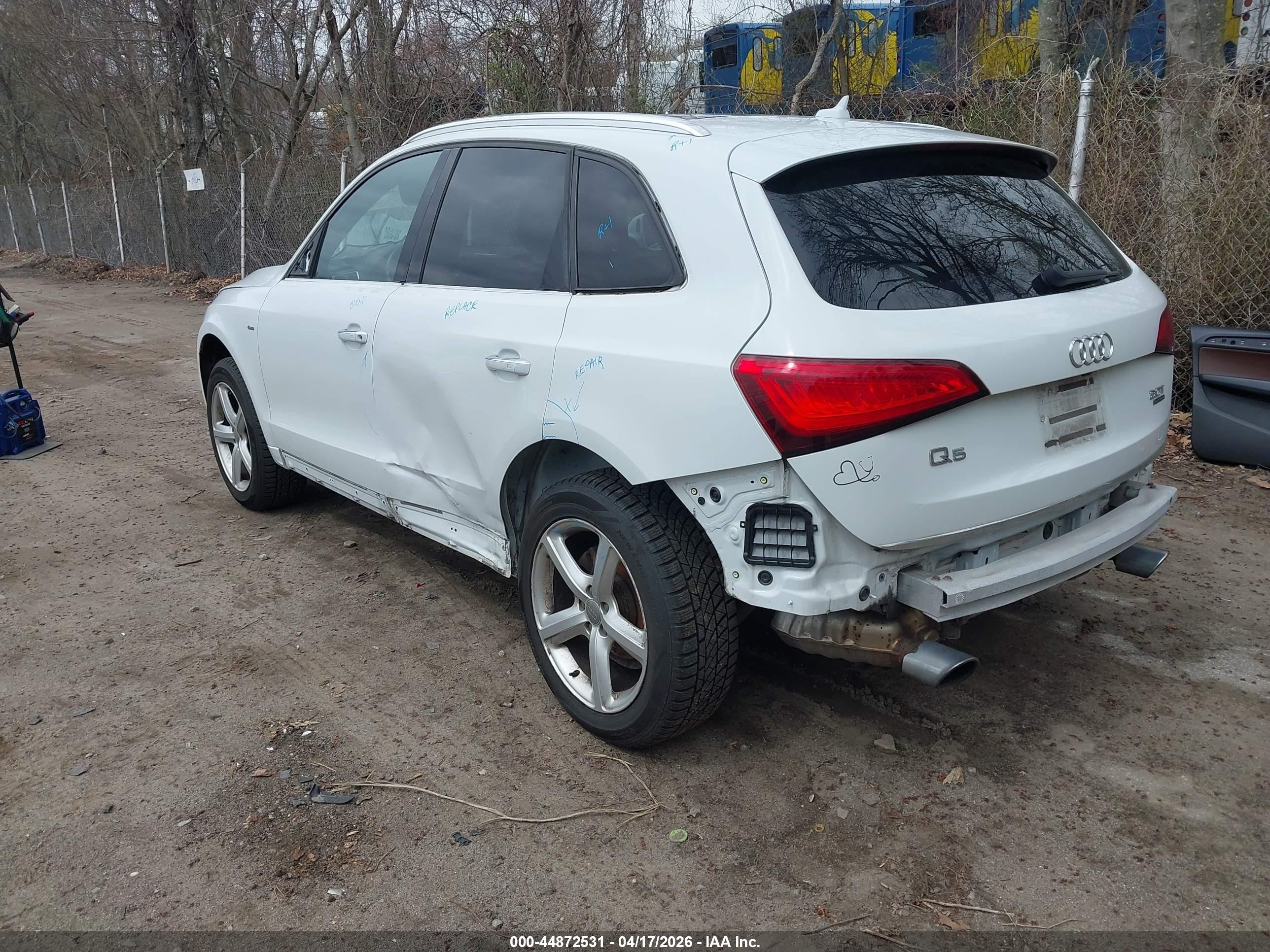 2017 Audi Q5 2.0t Premium White vin: WA1M2AFP0HA072709