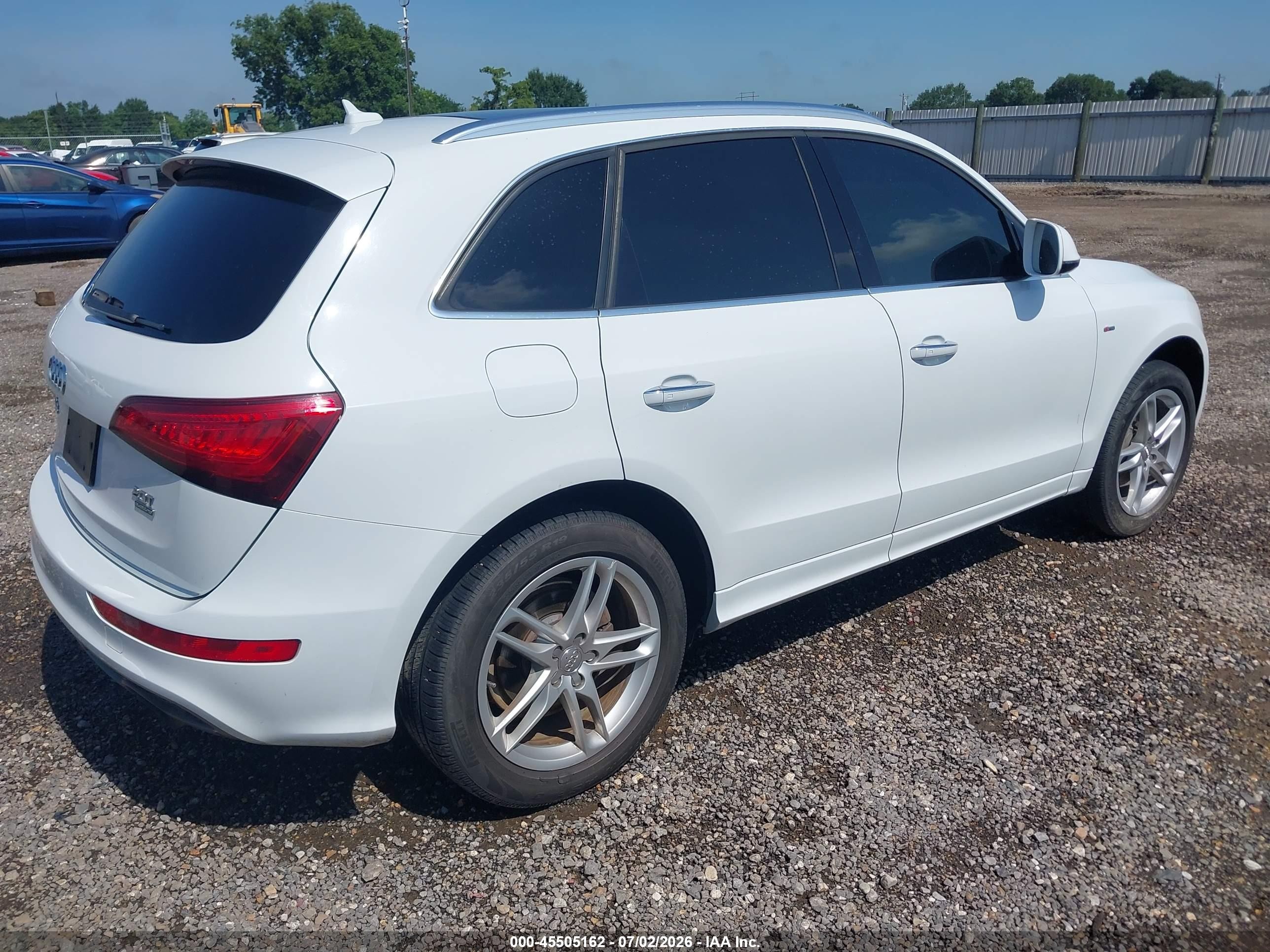 2017 Audi Q5 2.0t Premium White vin: WA1M2AFP2HA037413