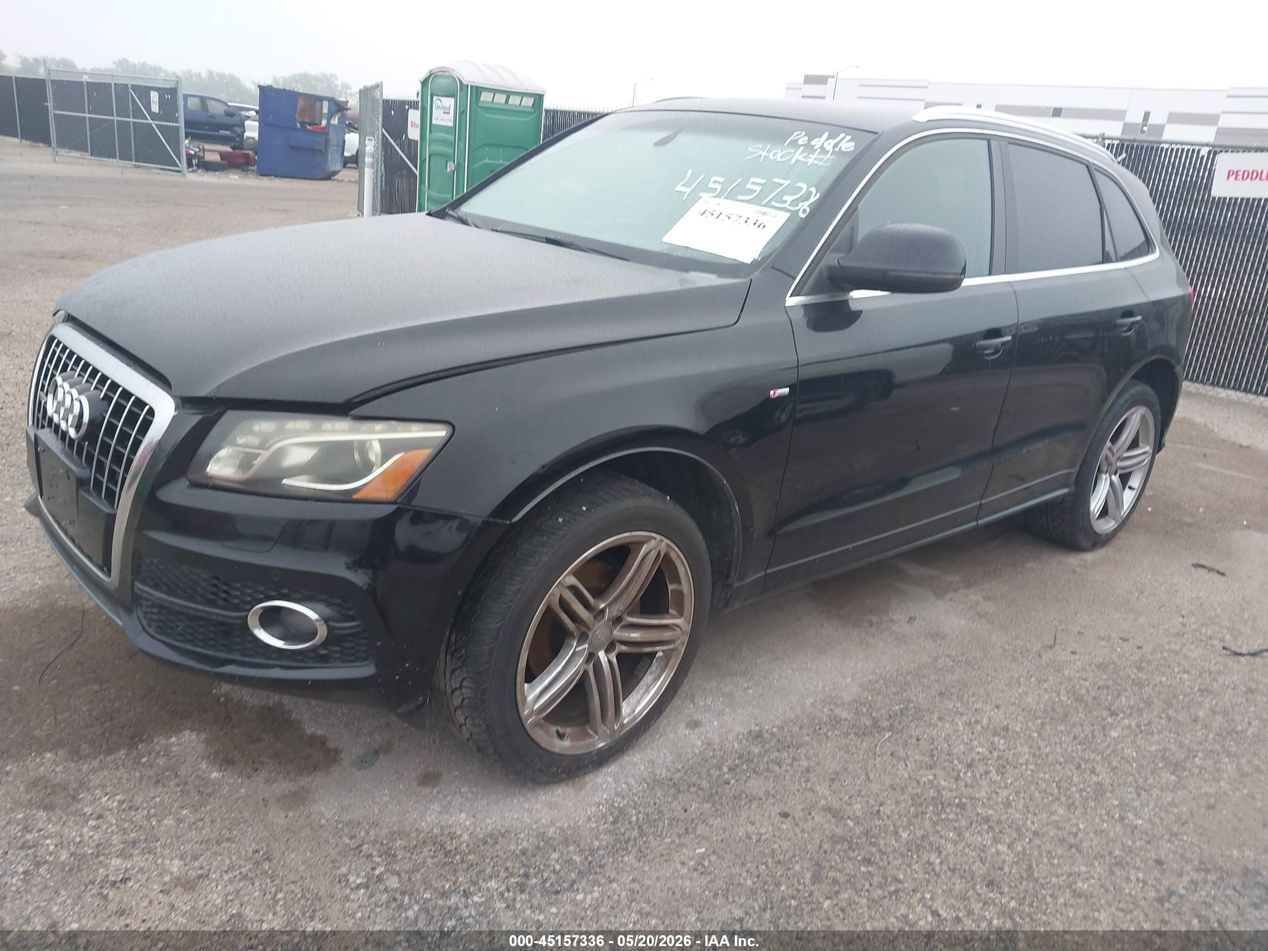 2010 Audi Q5 3.2 Premium Black vin: WA1MKAFP0AA048934