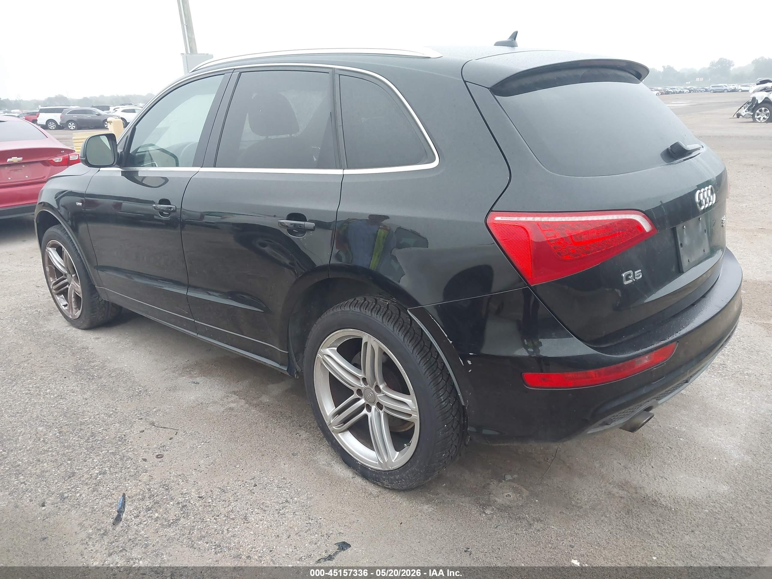 2010 Audi Q5 3.2 Premium Black vin: WA1MKAFP0AA048934