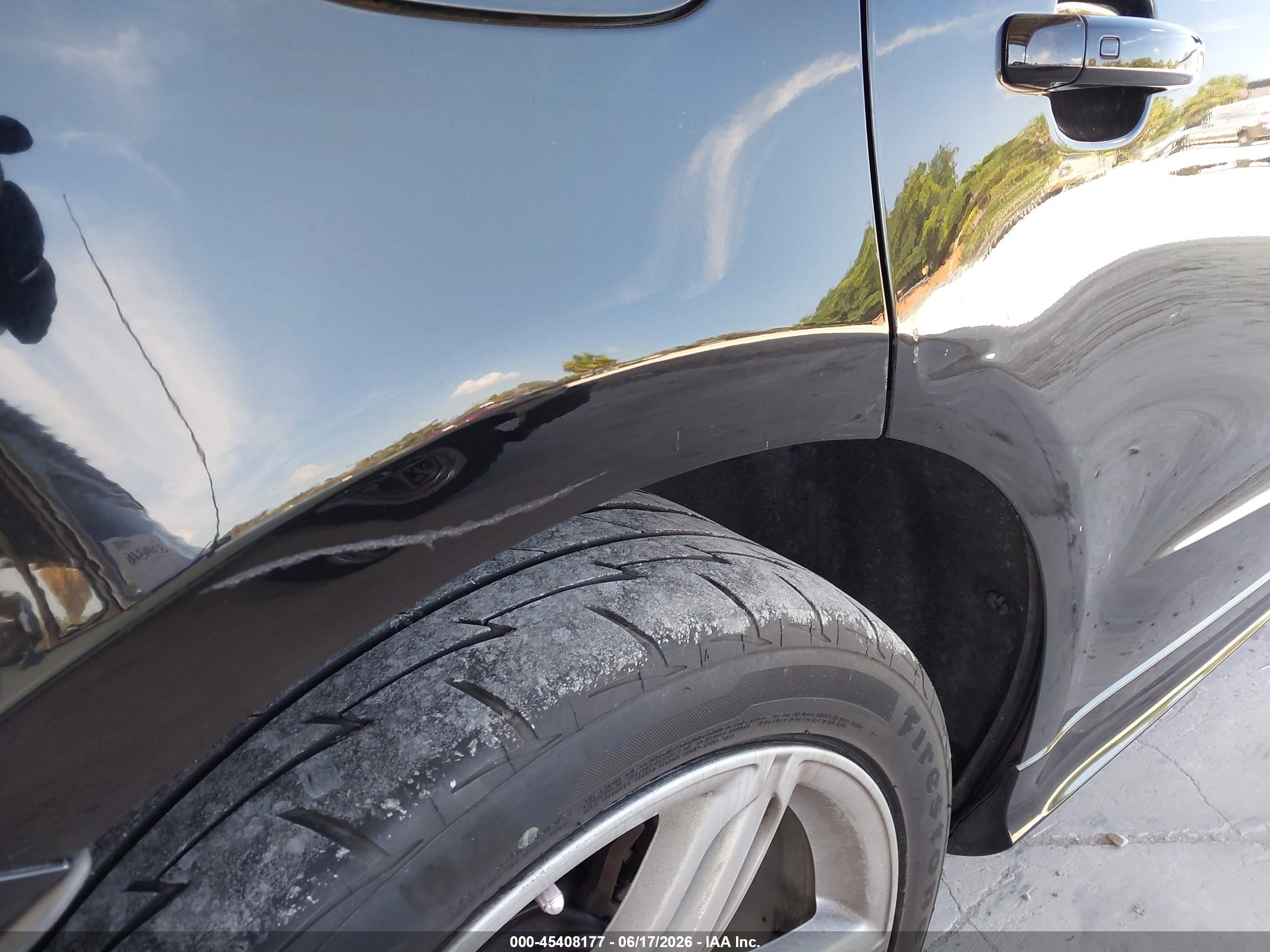 2010 Audi Q5 3.2 Premium Black vin: WA1MKAFP2AA035439