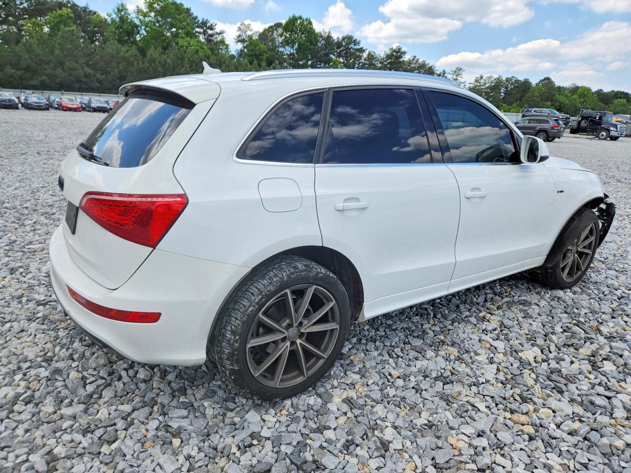 2010 Audi Q5 Premium Plus White vin: WA1MKAFPXAA088423